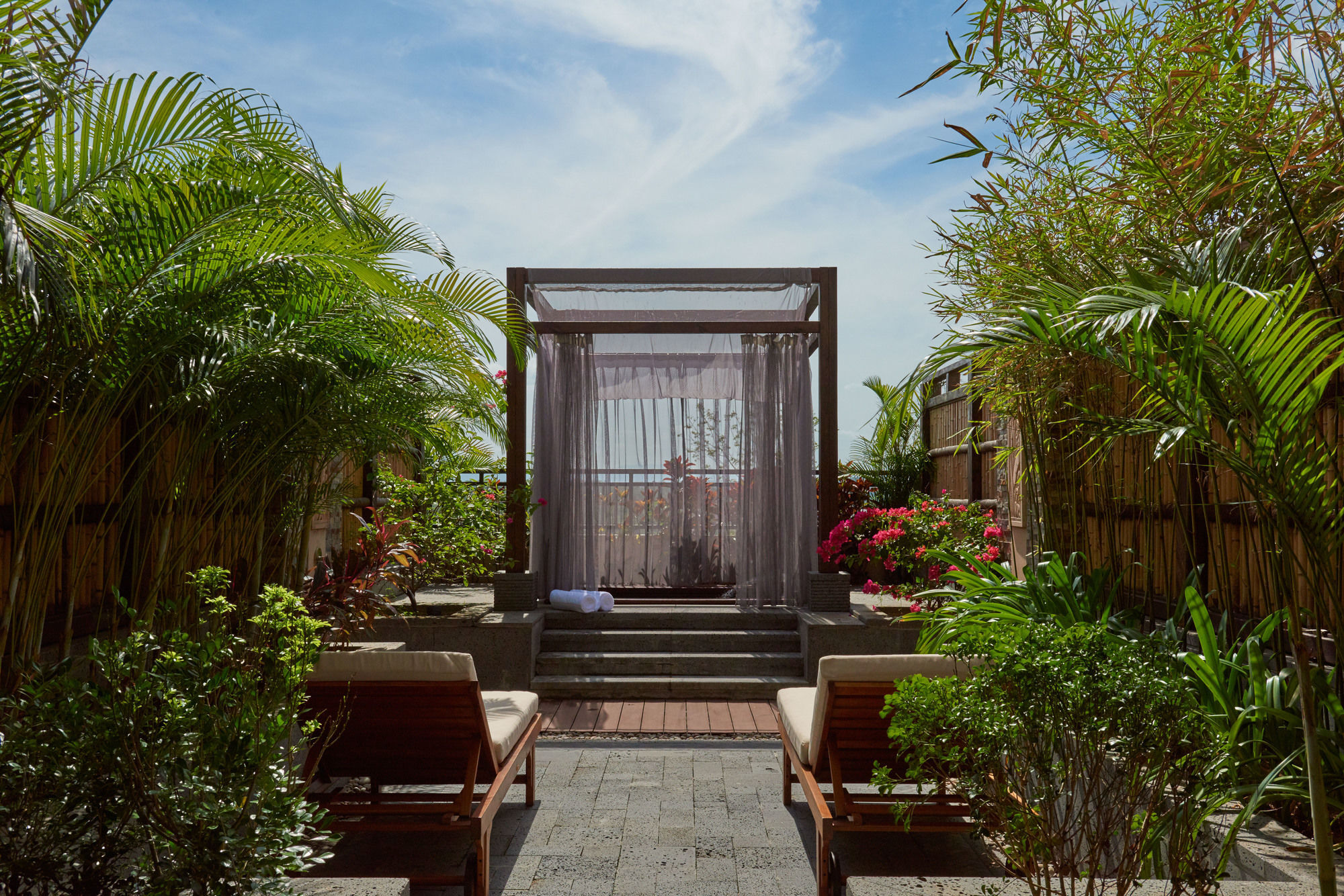 Doubletree Resort By Hilton Hotel Hainan - Qixianling Hot Spring Baoting Ngoại thất bức ảnh